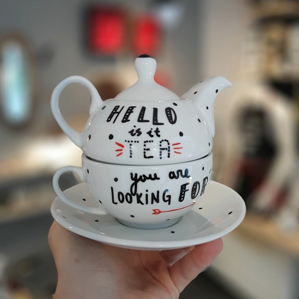 Дводелен порцелански чајник "Is it tea you are looking for" 