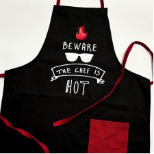 Престилка "Beware the chef is hot"